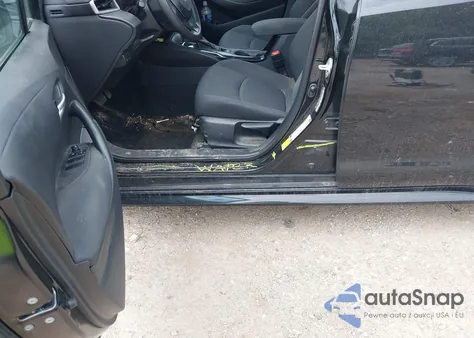 2021 Toyota Corolla Le z USA, uszkodzony, nr VIN 5YFEPMAEXMP156044